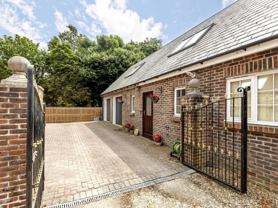 Large Coastal Cottage, Private Indoor Pool, Hut Tub, Sauna And Steam Pod Weymouth Eksteriør bilde